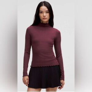 Lululemon Hold Tight Lettuce Edge Ribbed Top (No Size Tag)